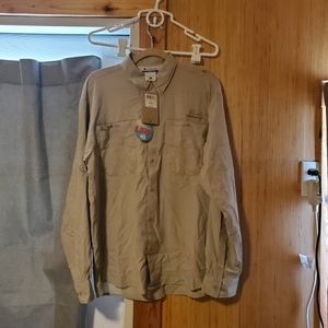 BOGO 🏁Tan Beige fishing/hiking shirt🏁
